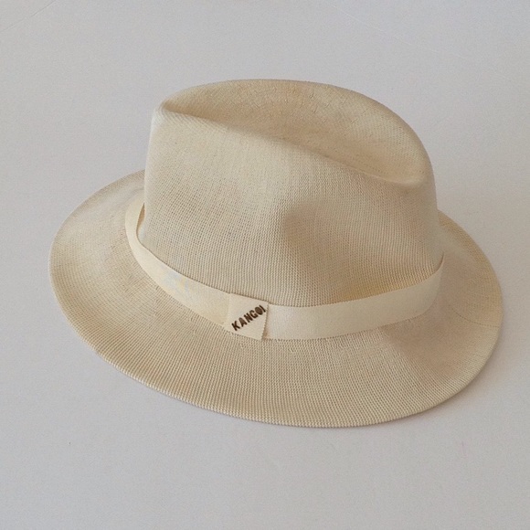 Kangol Other - 🍃🌹Kangol - 'Tropic Playa' Brim Hat 🍃